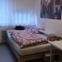 Kleines Zimmer 01