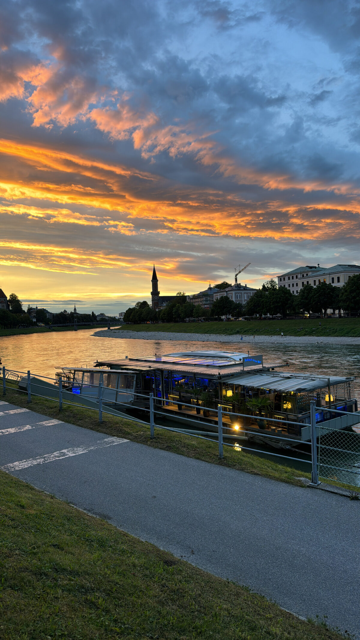 0D04A645-3AC6-4B61-AFE5-84115C2FFE2F