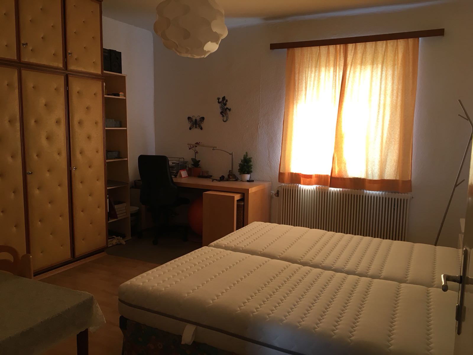 Zimmer 4 - 18m2 Doppelbett