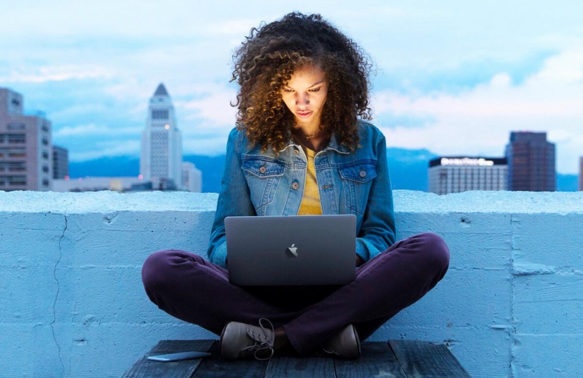 d79a5a34-f17b-4da7-bb6d-fb0d7886a909