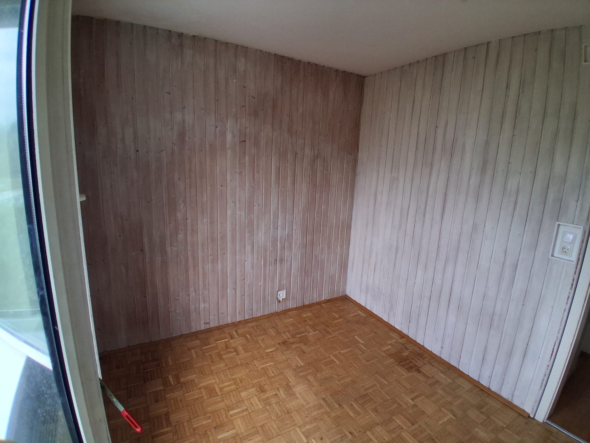 8ea7567a-01cc-42c1-9874-4ef5fbcc0d9c