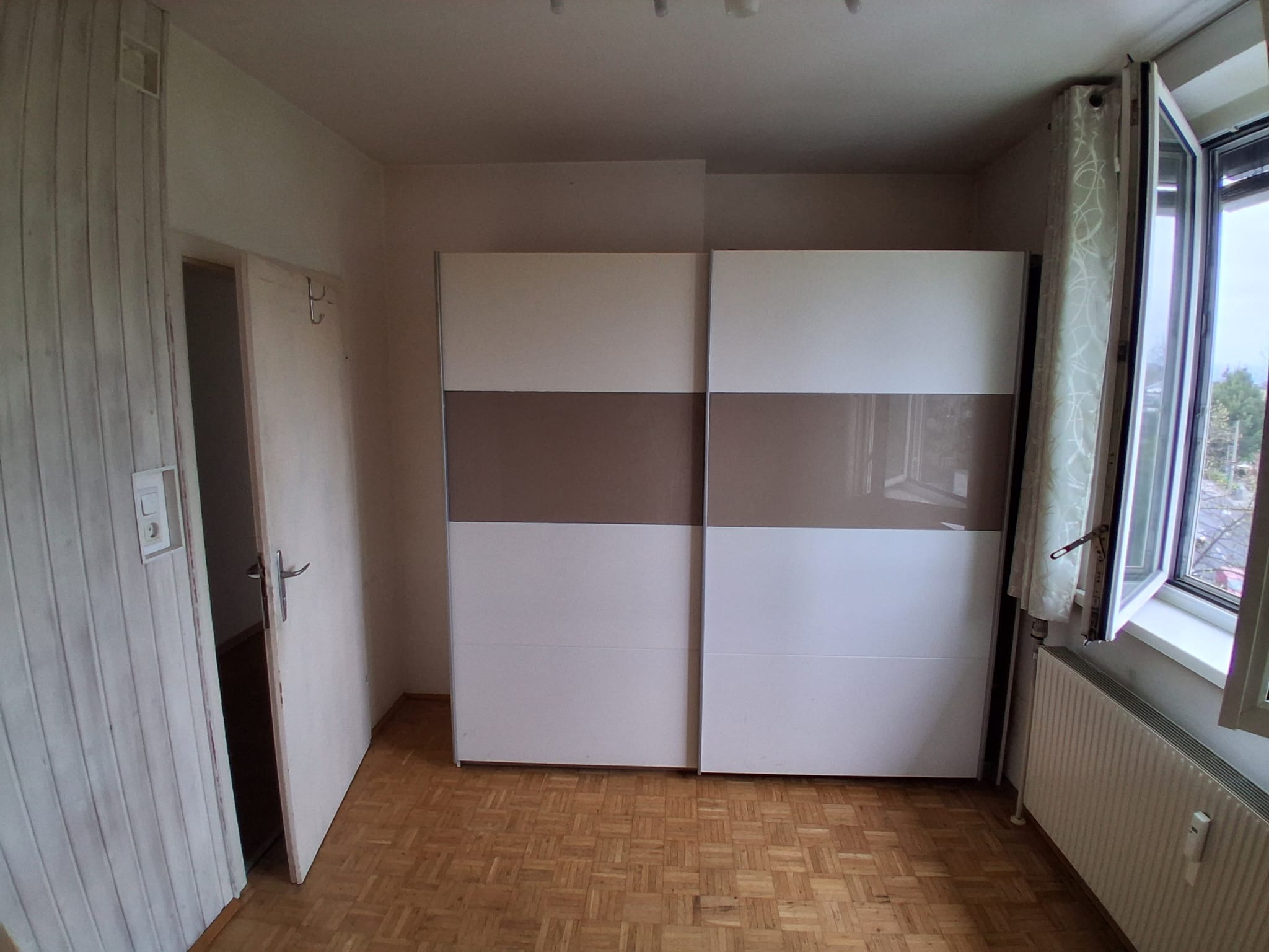 f5db2edf-8aa6-4262-a6ed-e6e737c18ef0