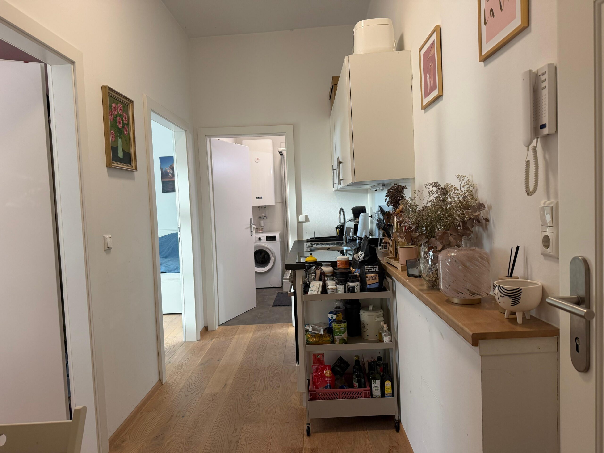 f11c8e66-3789-4fbc-aa48-328425bd82a2