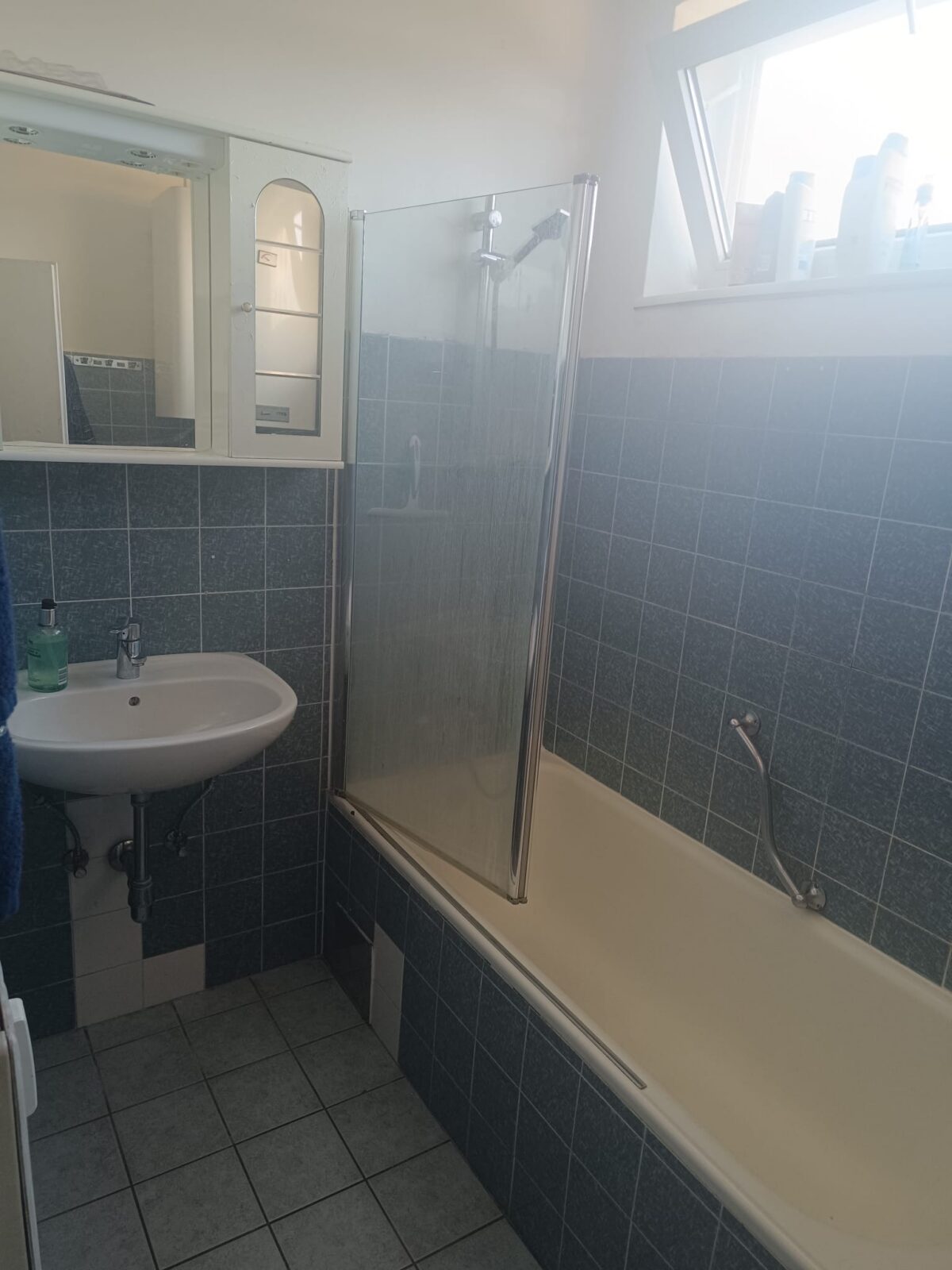 164ab7ca-4456-4139-a508-759b76470528