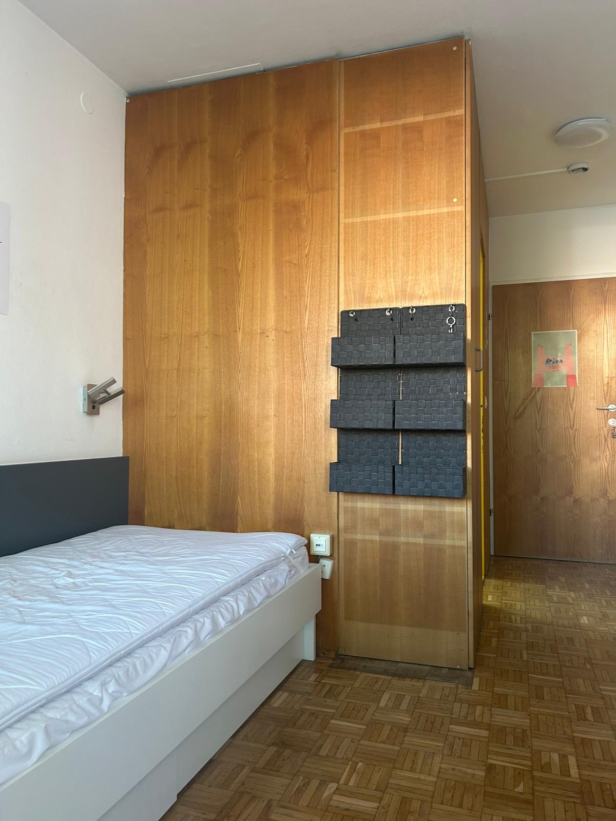 8369ee8d-48e2-4342-84ce-32678c98a2b0