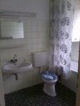 3 WC Bad