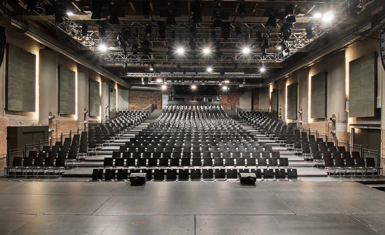 SZENE-SAAL-610er_1