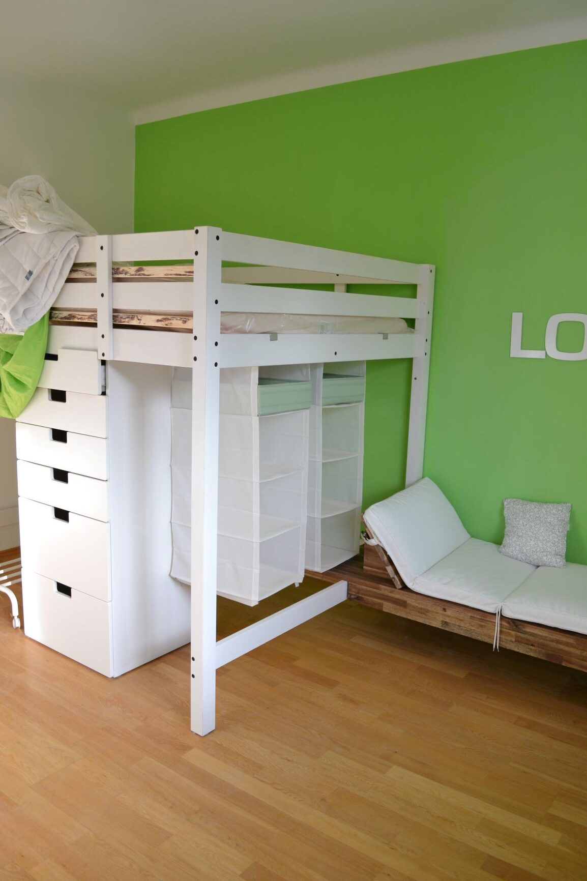 Room_Bed
