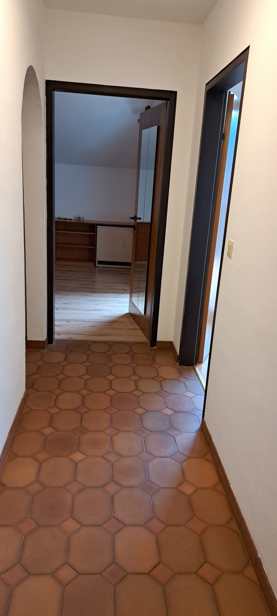 20260825_093553