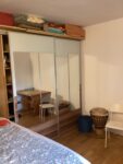 Zimmer Schrank
