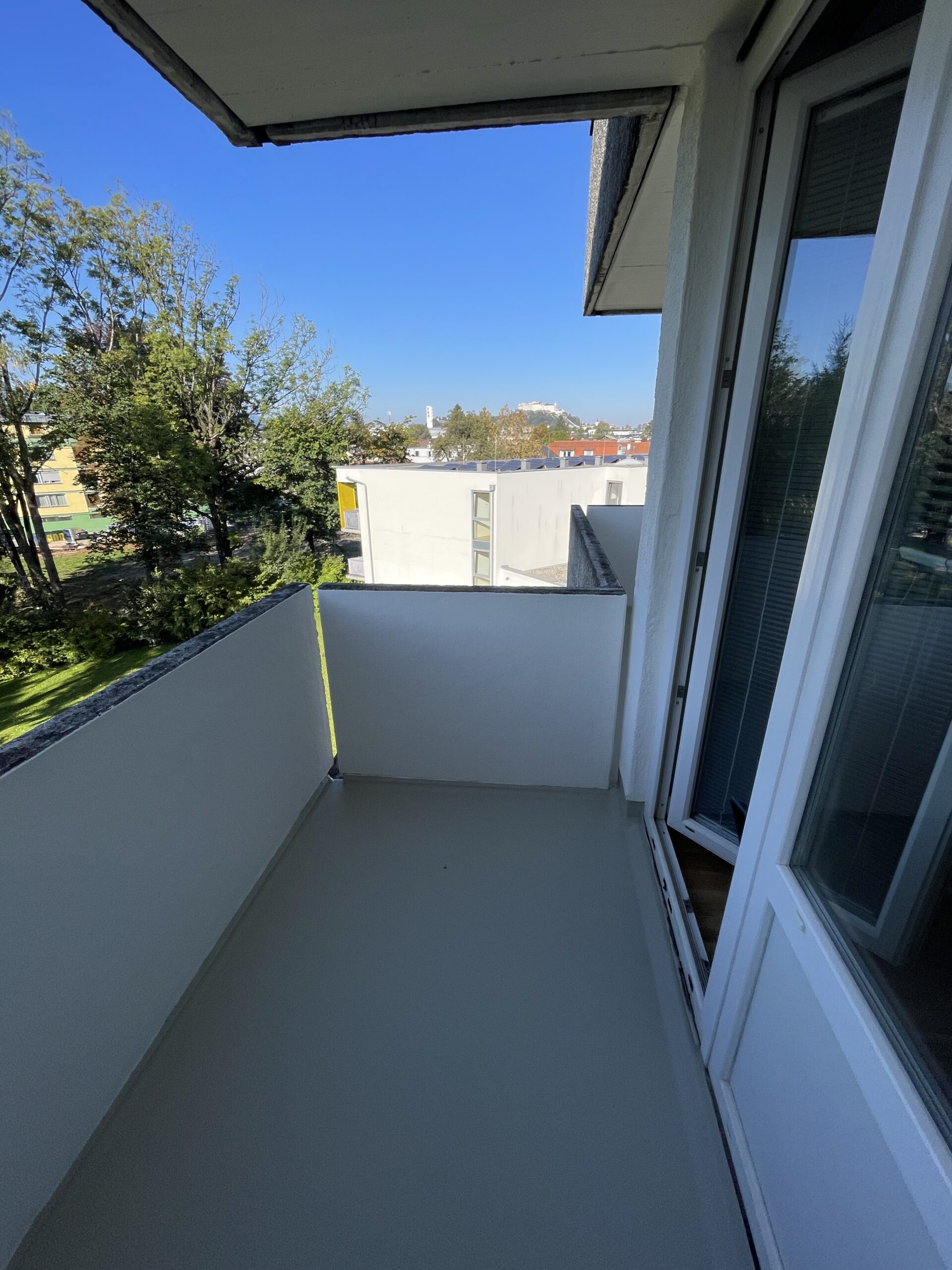 Balkon mit Blick auf Festung Hohen Salzburg