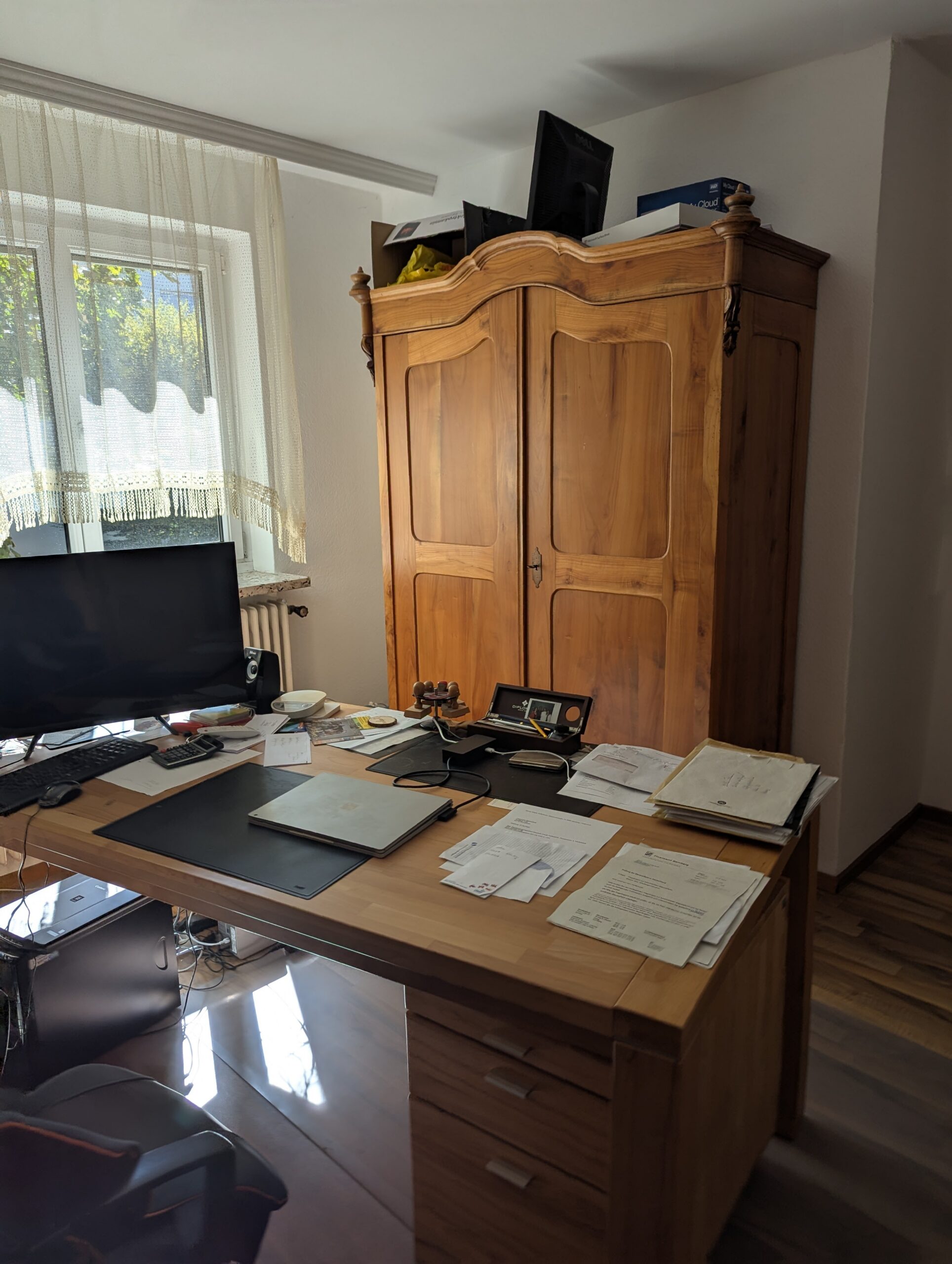 Büro1