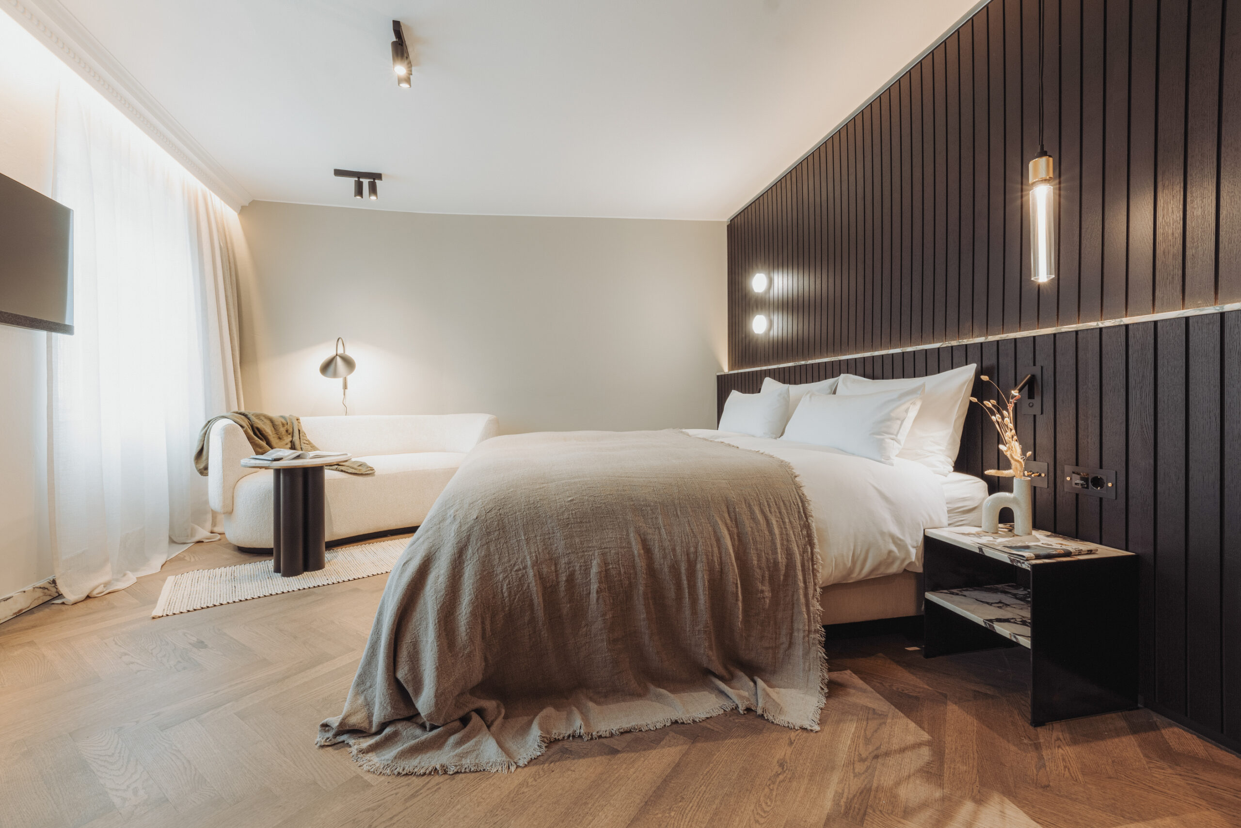 ghh-gentle-room-01