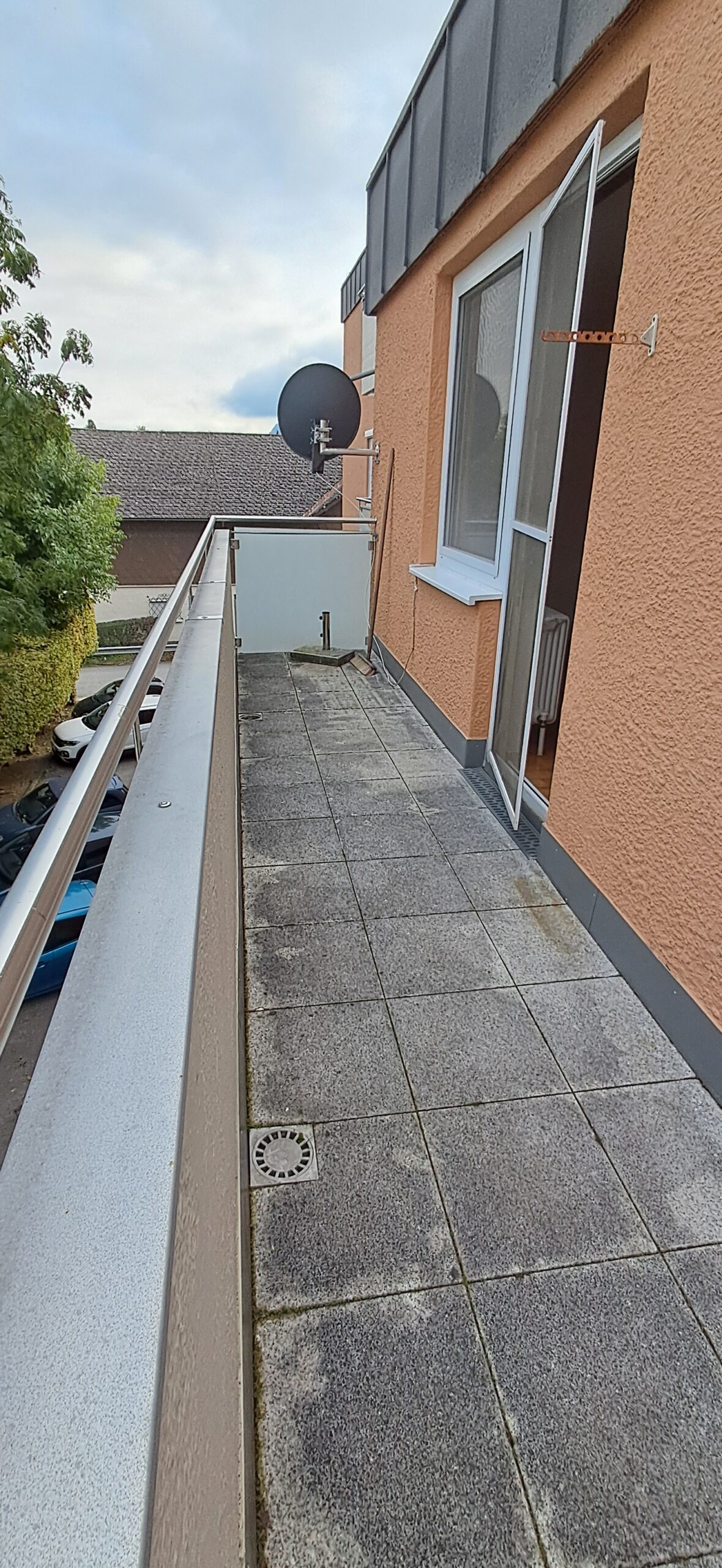 1000054395